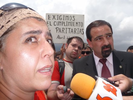 Raquel Blas, con el ministro de Seguridad de Mendoza, Carlos Ciurca.